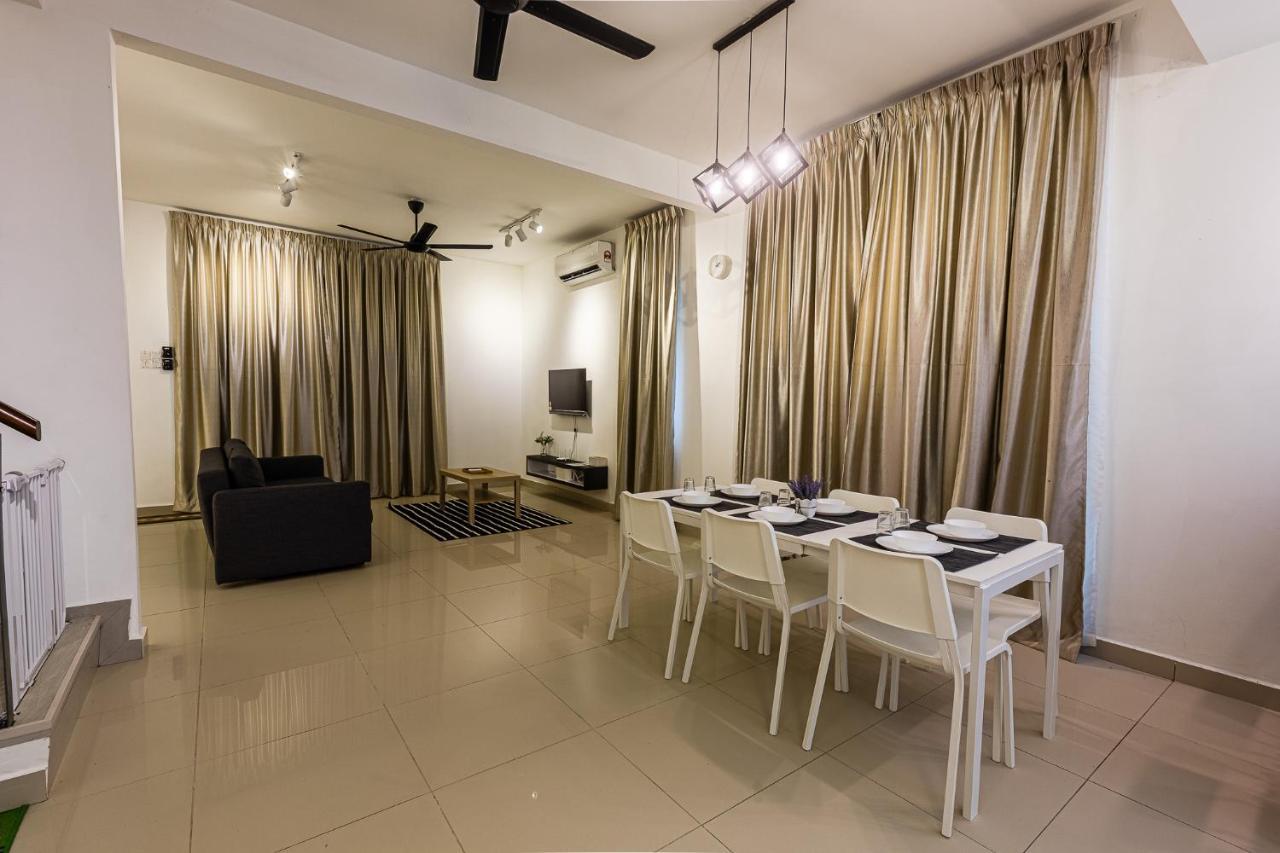 Desaru Babyfriendly Homestay Экстерьер фото