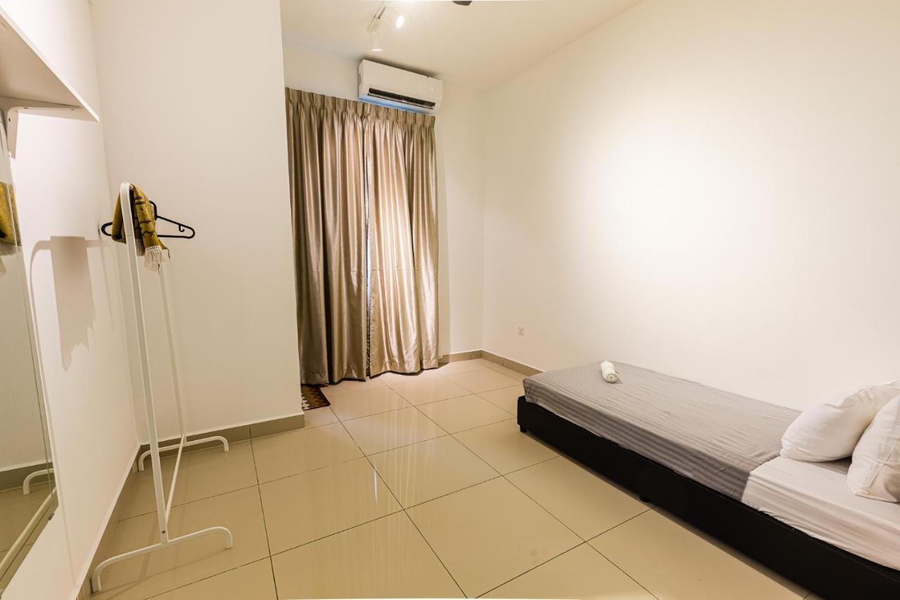 Desaru Babyfriendly Homestay Экстерьер фото