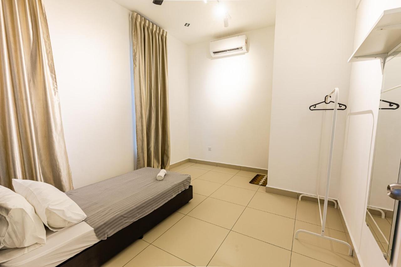 Desaru Babyfriendly Homestay Экстерьер фото